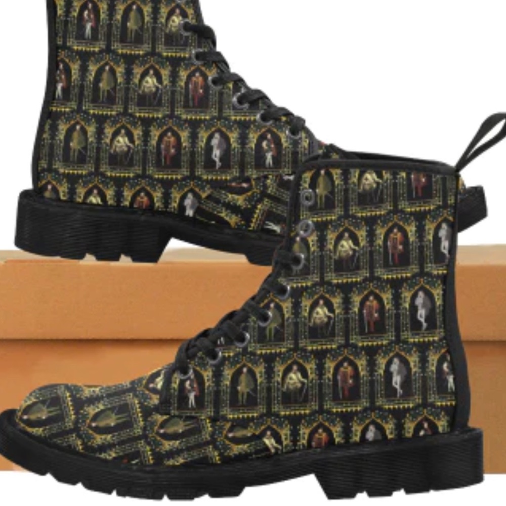 Henry 8th “my Tudor boyfriend” combat boots Six musical !  Ladies size 7.5 / 8